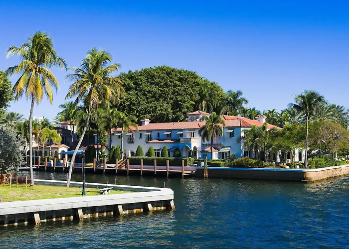 La Quinta By Wyndham Ft Lauderdale Cypress Creek Hotel Fort Lauderdale