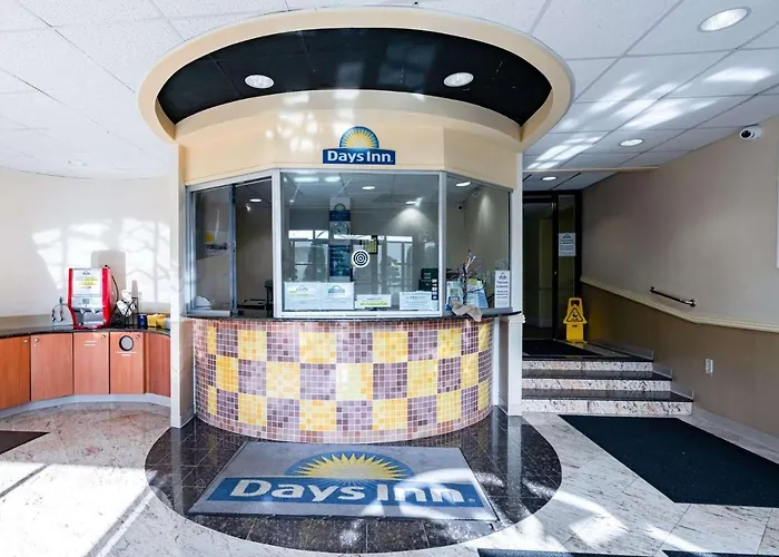 Days Inn By Wyndham Hartford/Closest Downtown