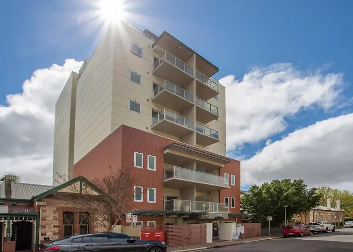 Adelaide Hotels