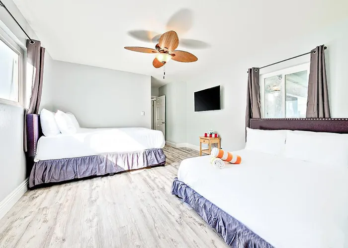 Groundswell 4 Bedroom Newport Beach