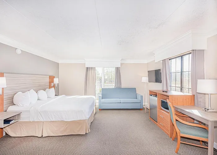 Casa Bella Inn & Suites Extended Stay Tallahassee