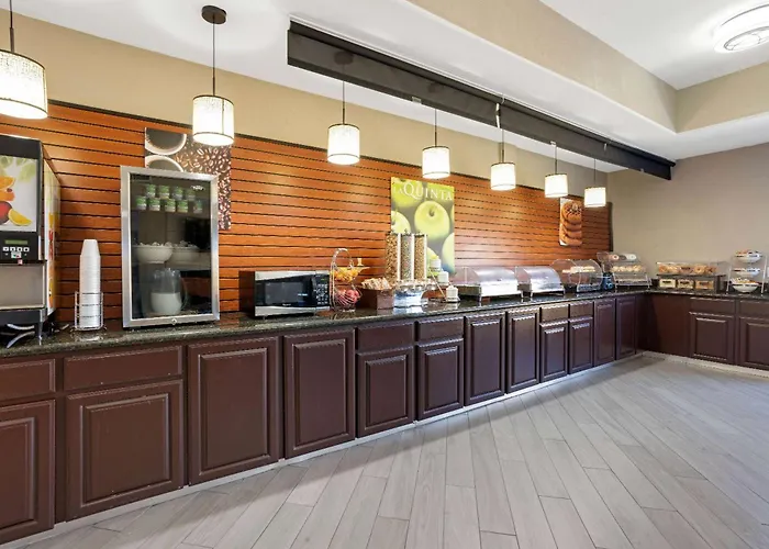 La Quinta By Wyndham Houston Iah Bush Intl Airport E Hotel Humble