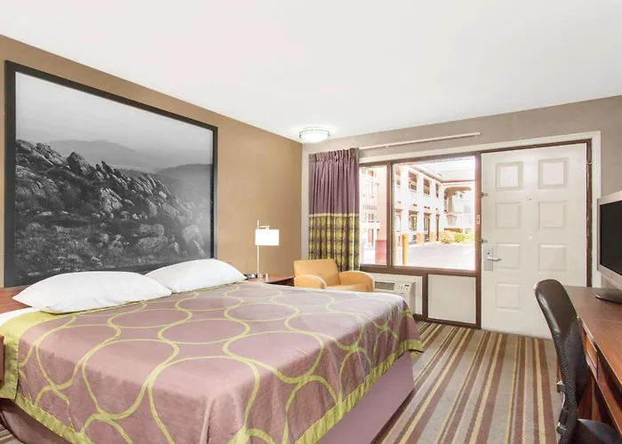Super 8 By Wyndham Wytheville
