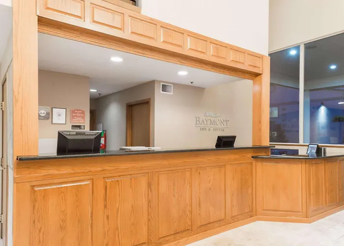 Baymont By Wyndham Osage Beach