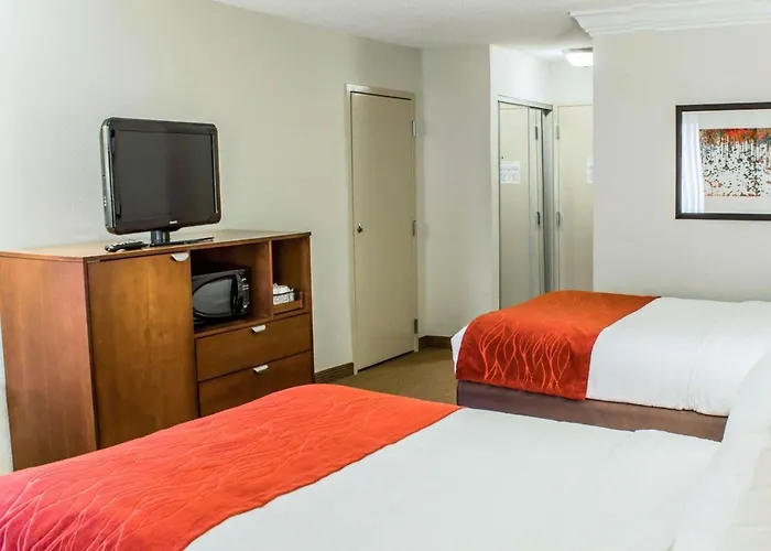 Comfort Inn Fayetteville Near Fort Bragg