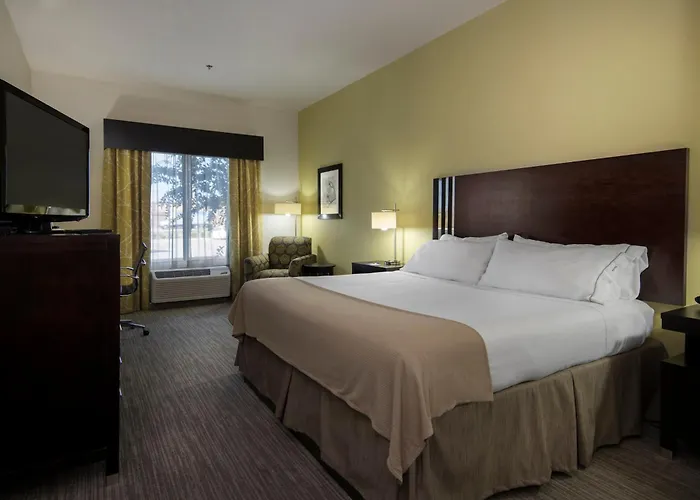 Holiday Inn Express Conway By Ihg