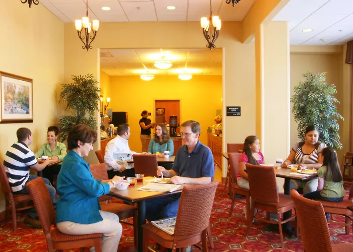 Hampton Inn & Suites Parker