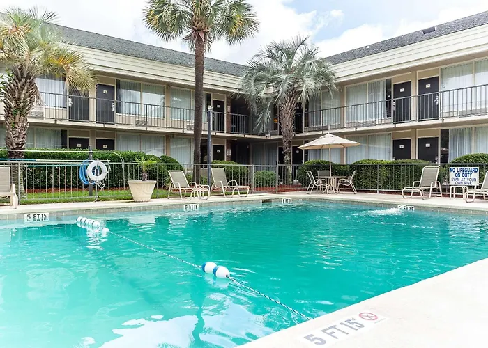 Quality Inn & Suites Georgetown