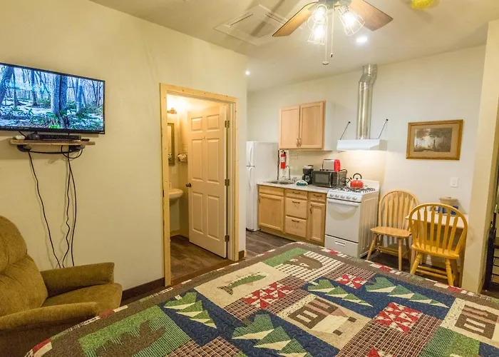 June Lake Motel