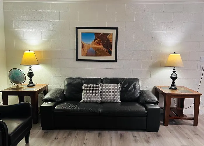 Lake Powell Motel & Apartments Page