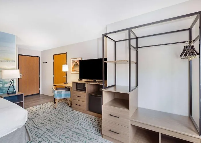 Americinn By Wyndham Duluth South Proctor Black Woods Event Ctr
