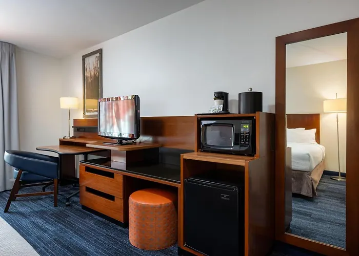 Fairfield Inn & Suites By Marriott Smithfield