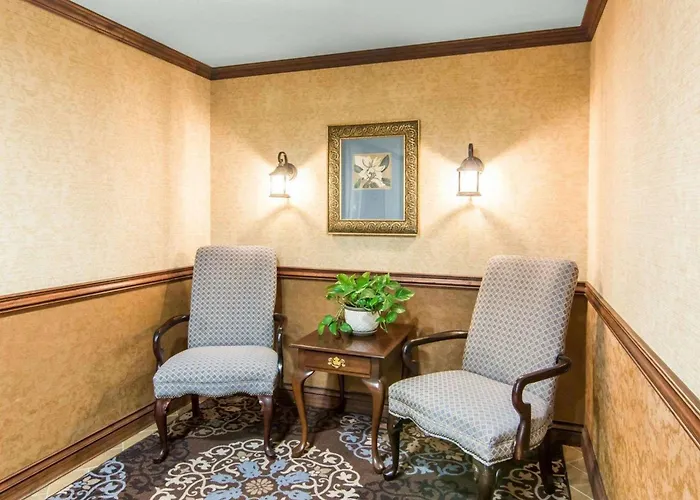 Bluegreen Vacations Patrick Henry Square, An Ascend Collection Resort Williamsburg