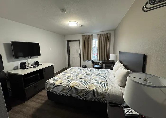 Studio 6 Suites Vancouver Wa Waterfront
