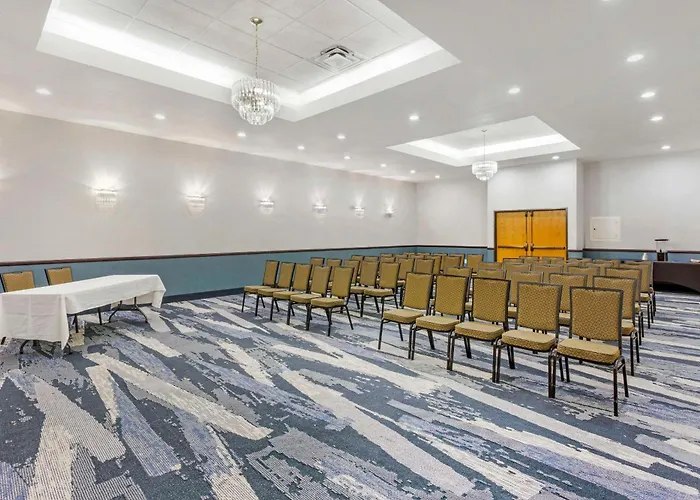 Comfort Suites Ogden Conference Center