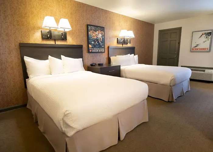 The Yankee Inn Lenox