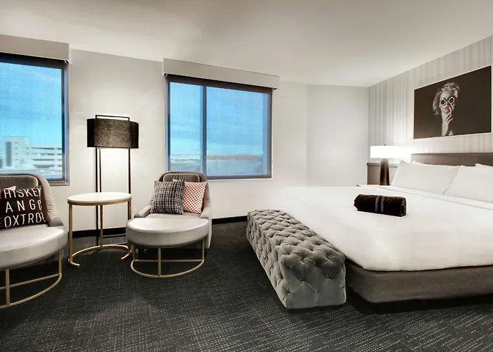 The Rose Chicago, Tapestry Collection By Hilton Hotel Rosemont