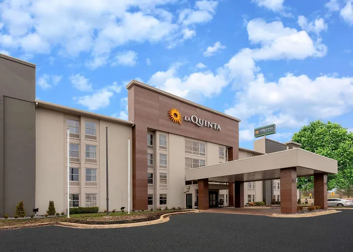 La Quinta By Wyndham Jonesboro Hotel