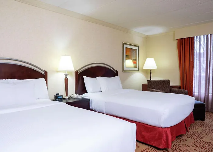 Doubletree By Hilton Hotel Grand Rapids Airport Cascade