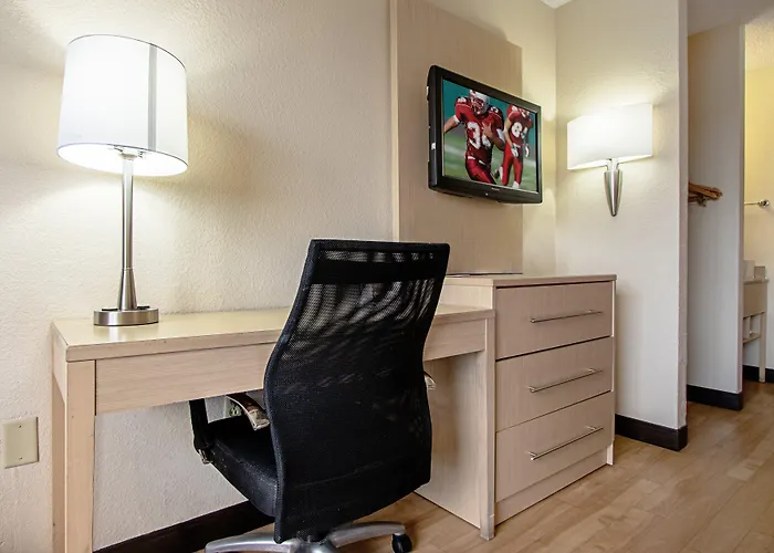 Red Roof Inn Plus+ West Palm Beach