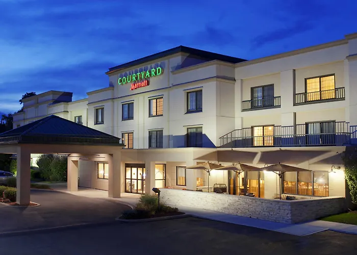 Courtyard Newburgh Stewart Airport Hotel