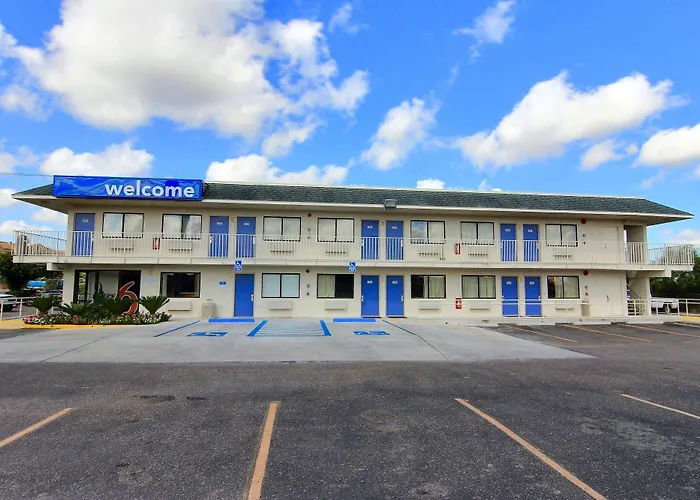 Motel 6-Kingsville, Tx