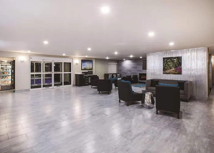 La Quinta By Wyndham Walker - Denham Springs Hotel