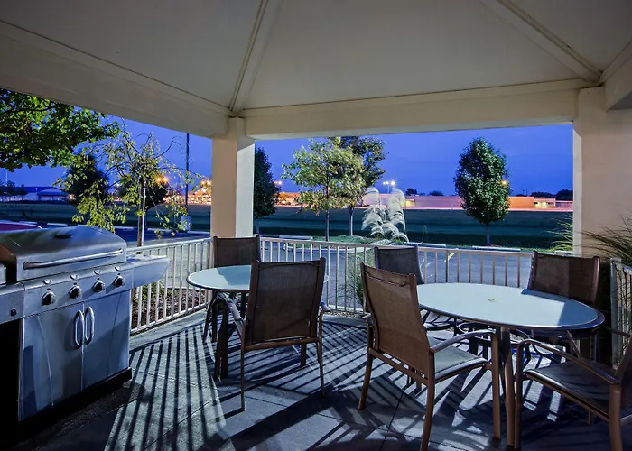 Candlewood Suites Perrysburg, An Ihg Hotel