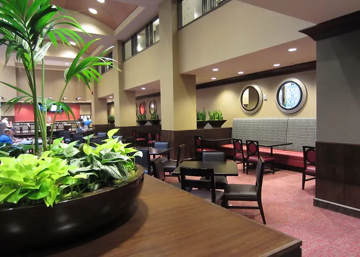Embassy Suites Saint Louis - Downtown