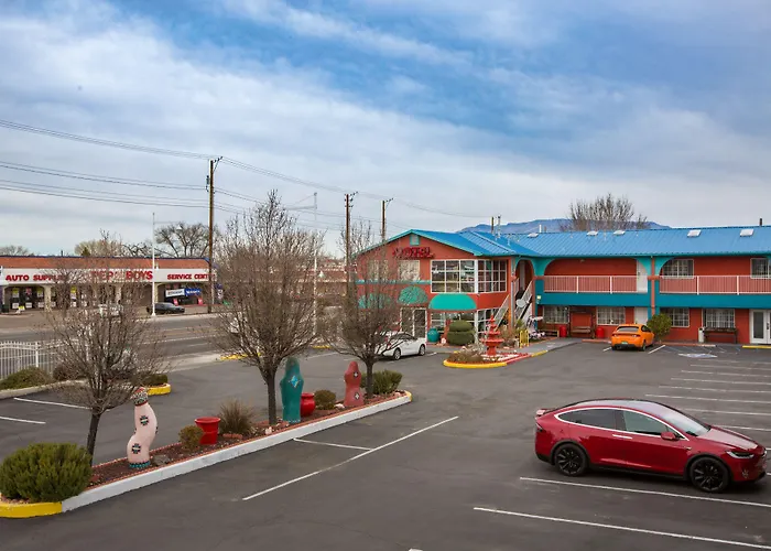 Sandia Peak Inn Old Town Abq, A Howard Johnson By Wyndham Albuquerque