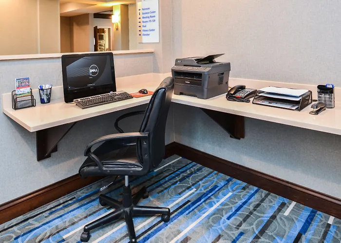 Holiday Inn Express Hotel & Suites York By Ihg