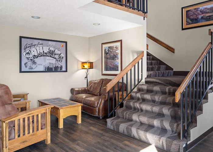 Super 8 By Wyndham Lewistown Hotel