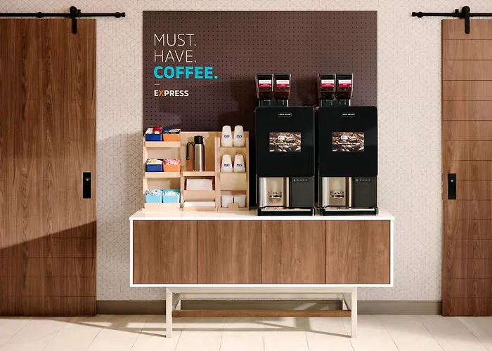 Holiday Inn Express Hotel & Suites Cadillac By Ihg