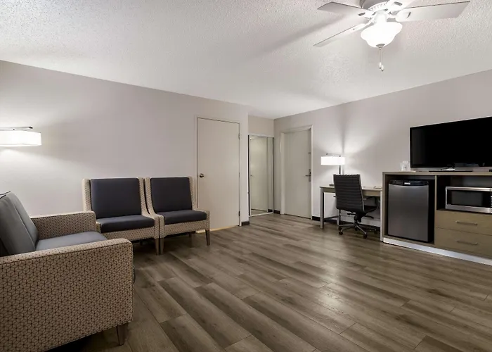 Surestay Hotel By Best Western Grants