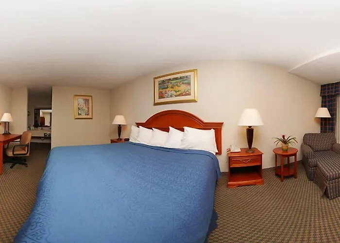 Texas Inn & Suites Denton
