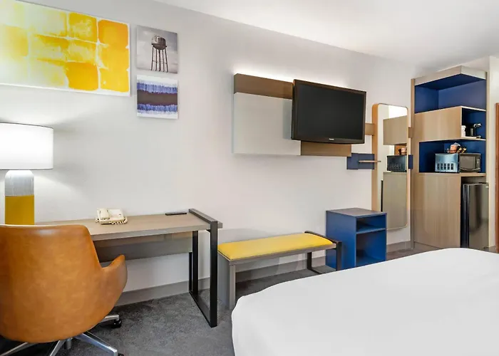 Comfort Inn & Suites Sacramento - University Area