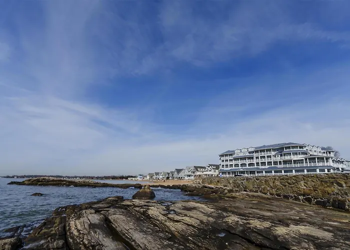Madison Beach Hotel, Curio Collection By Hilton