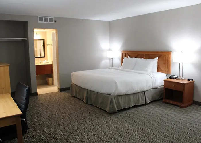Clarion Inn & Conference Center Emporia