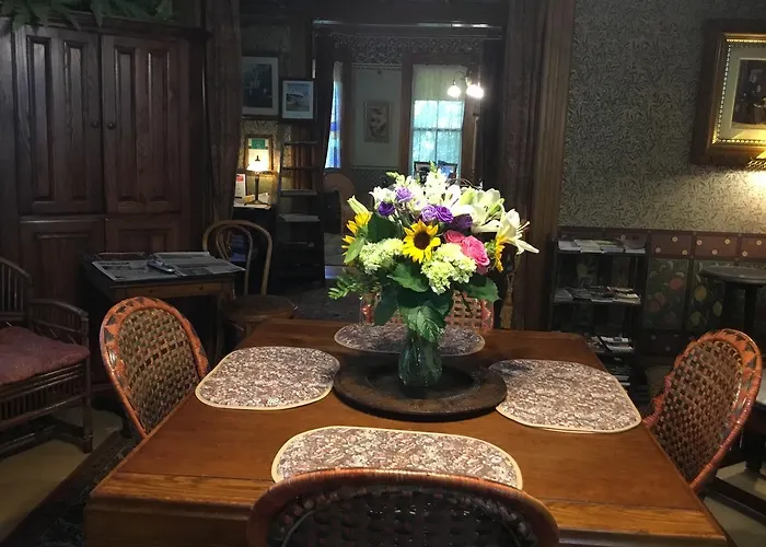 Allen House Inn Amherst