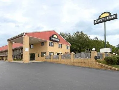 Days Inn By Wyndham Richburg